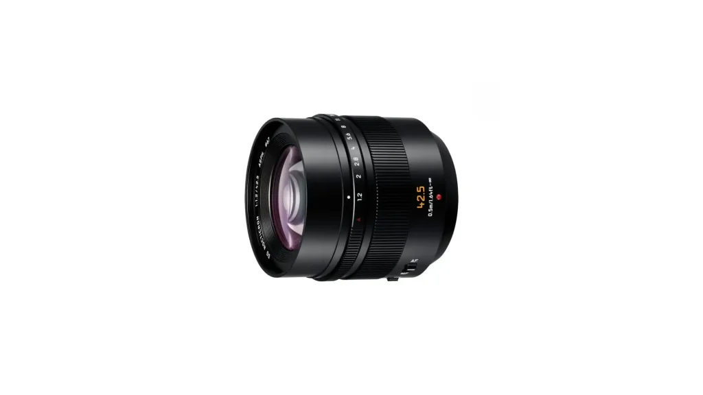 LEICA DG NOCTICRON 42.5mm F1.2 ASPH. POWER O.I.S.